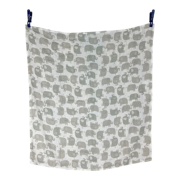 Le Petit Gray White Elephant Muslin Swaddle Baby Blanket 100% Cotton - Picture 3 of 4